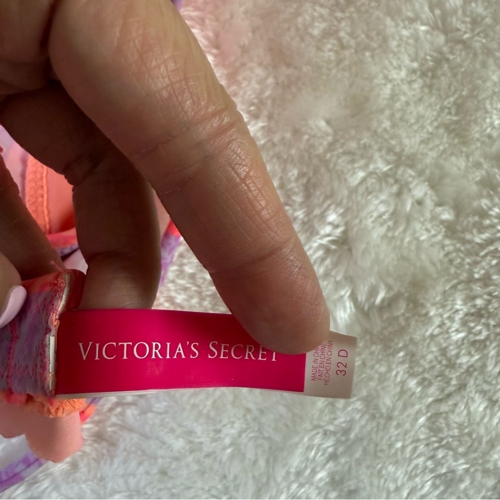 Victoria's Secret Pink and Purple Underwire Swim Top Size 32D - Picture 5 of 6